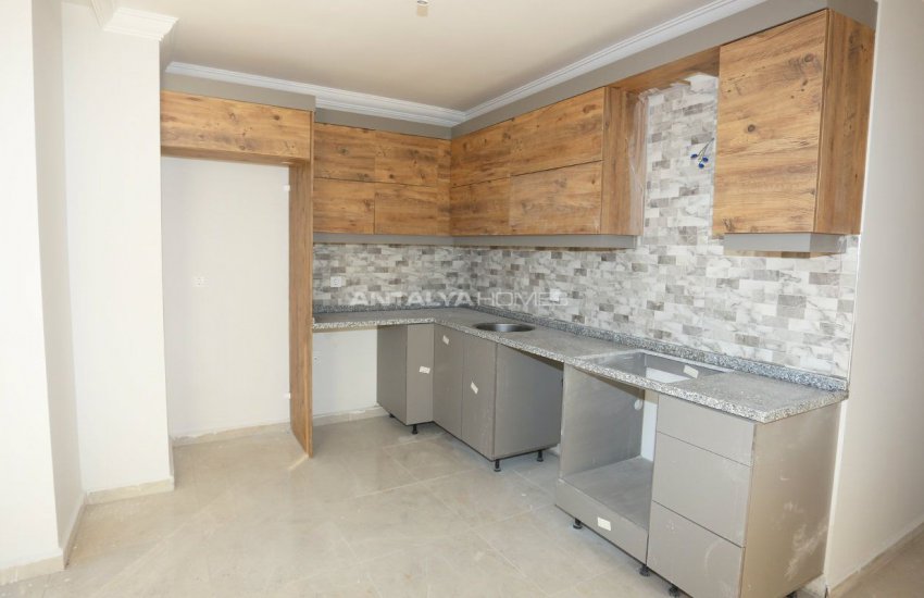 Luxury Apartments in a Desirable Location of Antalya 25