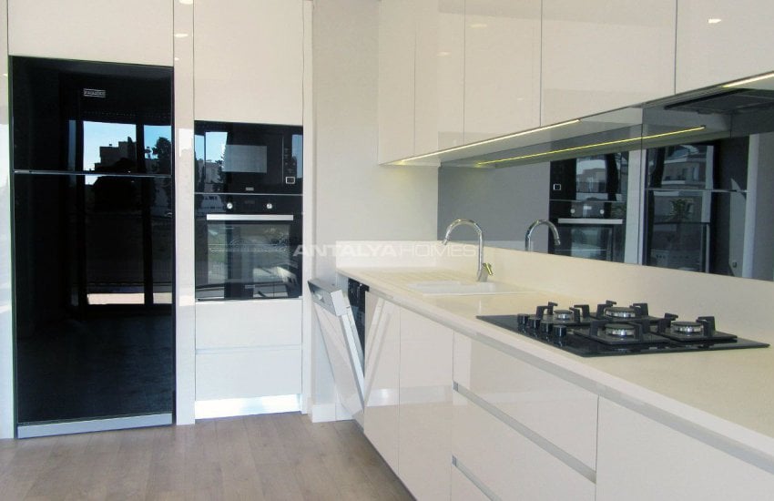 Lara Güzeloba’da Lüks Site İçinde Satılık Daireler 18