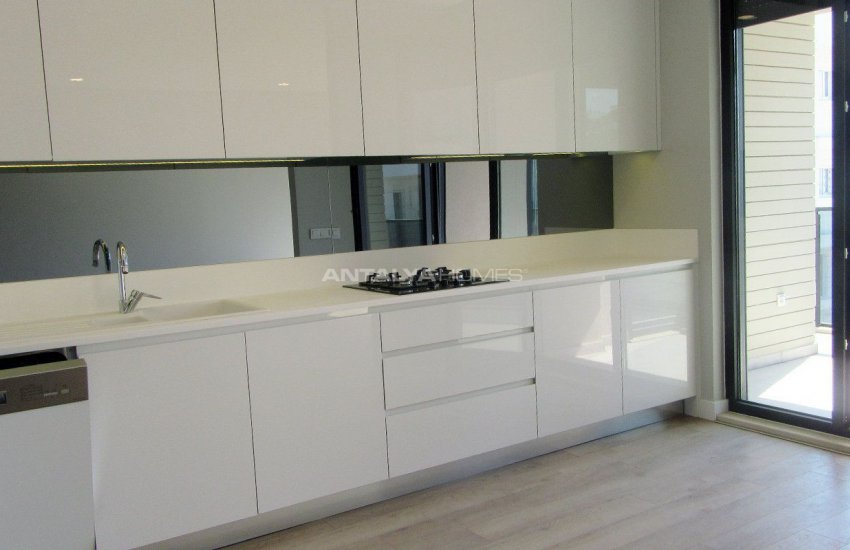 Lara Güzeloba’da Lüks Site İçinde Satılık Daireler 19