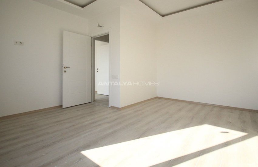 Fully Equipped New Antalya Apartments in Luxury Complex 15