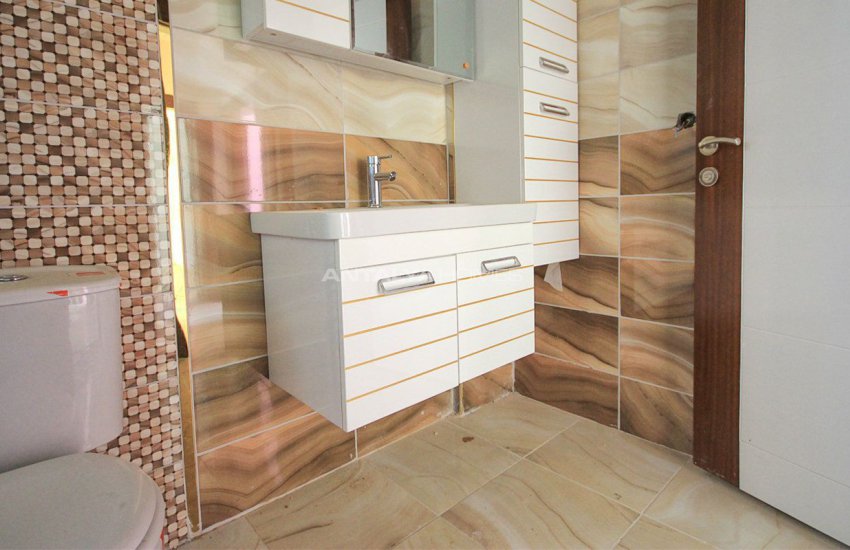 New Semi-detached Villa in Kemer 26