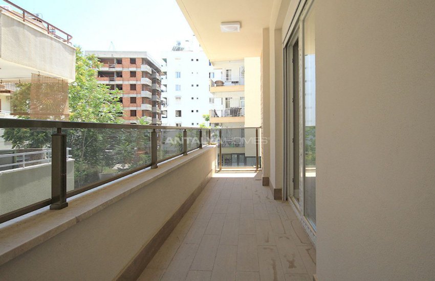 آپارتمان مرکزی در آنتالیا نزدیک به دریا 28