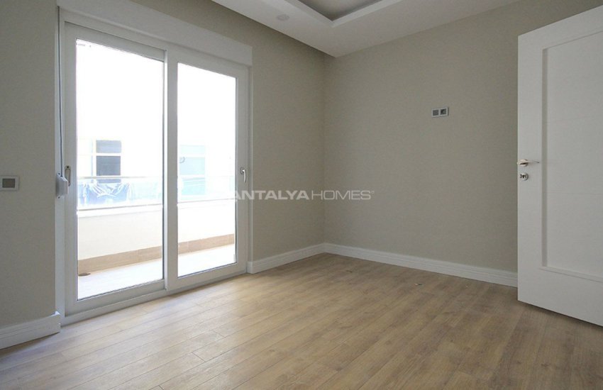 آپارتمان مرکزی در آنتالیا نزدیک به دریا 19