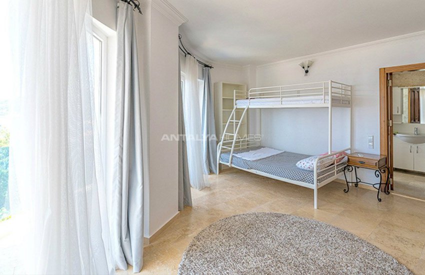 Ready to Move Superbly Property in Kalamar Kalkan 23