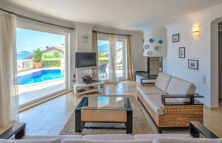 Ready to Move Superbly Property in Kalamar Kalkan 15