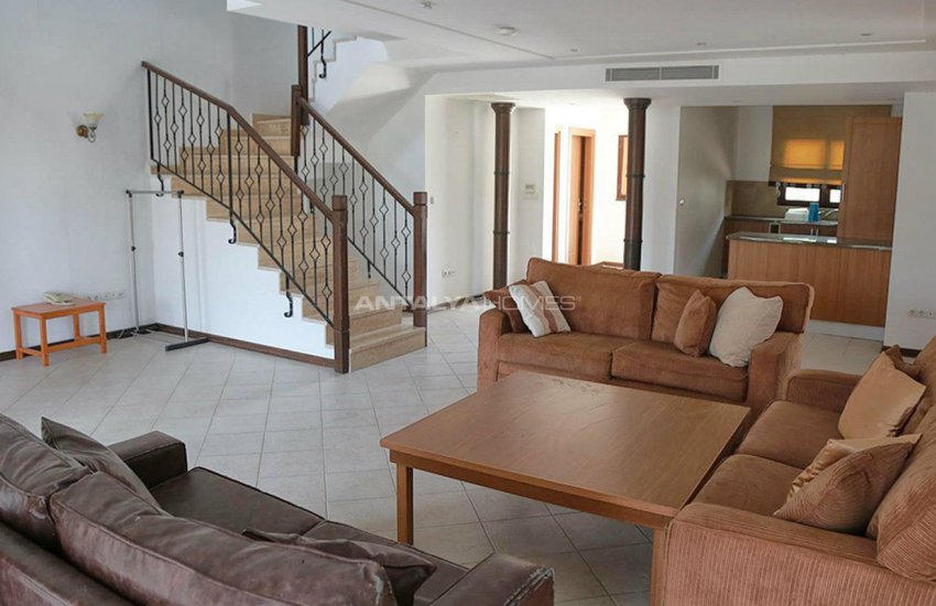 منازل للبيع في انطاليا مفروشة بالكامل بنظام فندقي 24