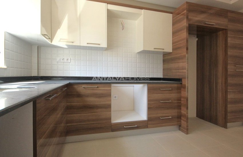 Modern Antalya Vastgoed In Rustige Locatie Van Konyaalti 17