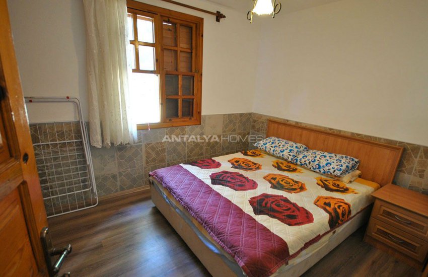 Detached Kemer Houses Intertwined with Nature in Calm Region 8