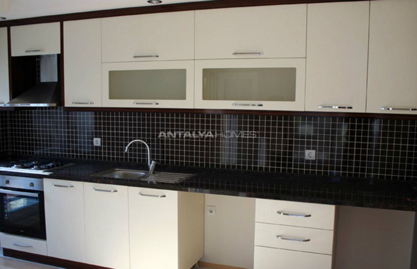 Konyaalti Property Close to All Daily Amenities in Antalya 9