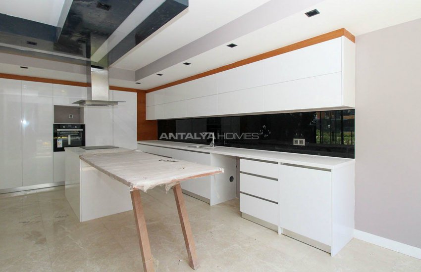 Antalya Zerdalilik'te Ultra Lüks Tasarım Merkezi Daire 16