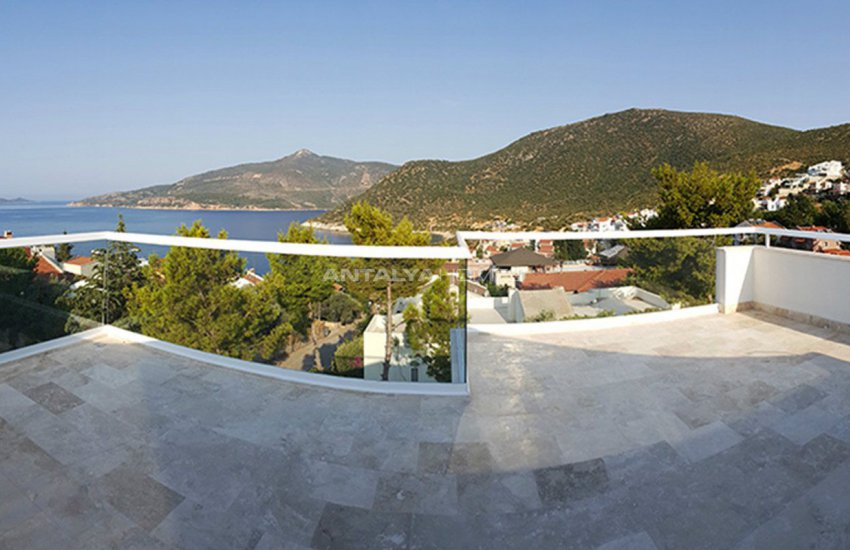 Exclusive Triplex Villa in Kalkan with Private Features 30