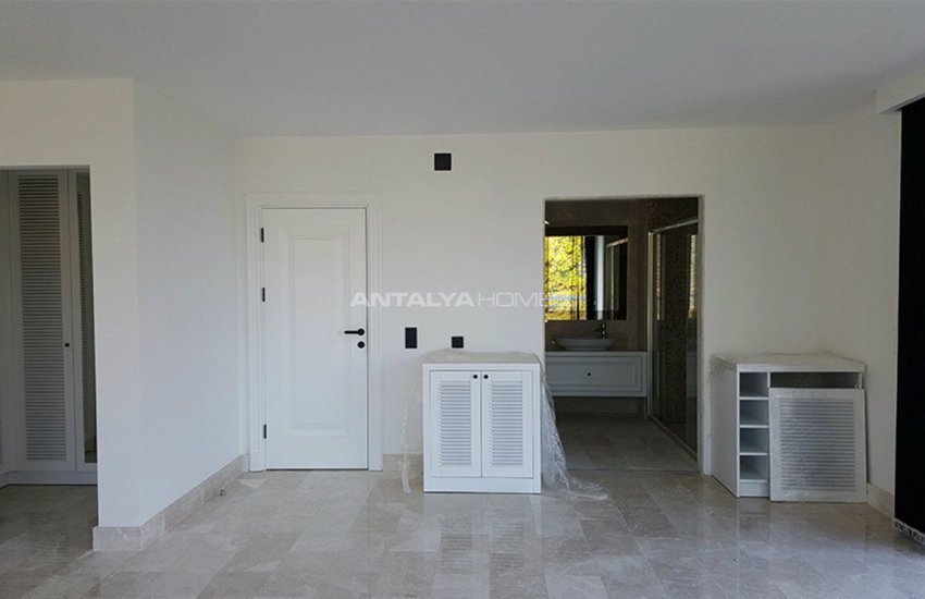 Exclusive Triplex Villa in Kalkan with Private Features 18