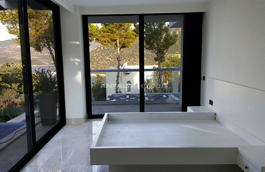 Exclusive Triplex Villa in Kalkan with Private Features 19