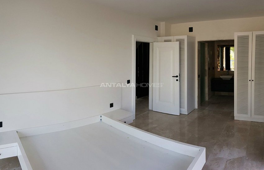 Exclusive Triplex Villa in Kalkan with Private Features 21