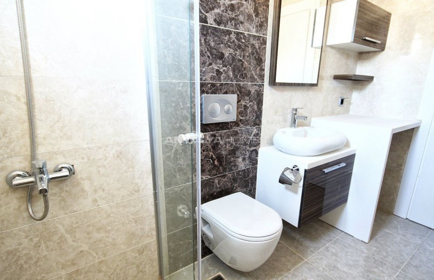 شقق بإطلالة خلابة غير منقطعة على الطبيعة والجبال في كونيالتي 18