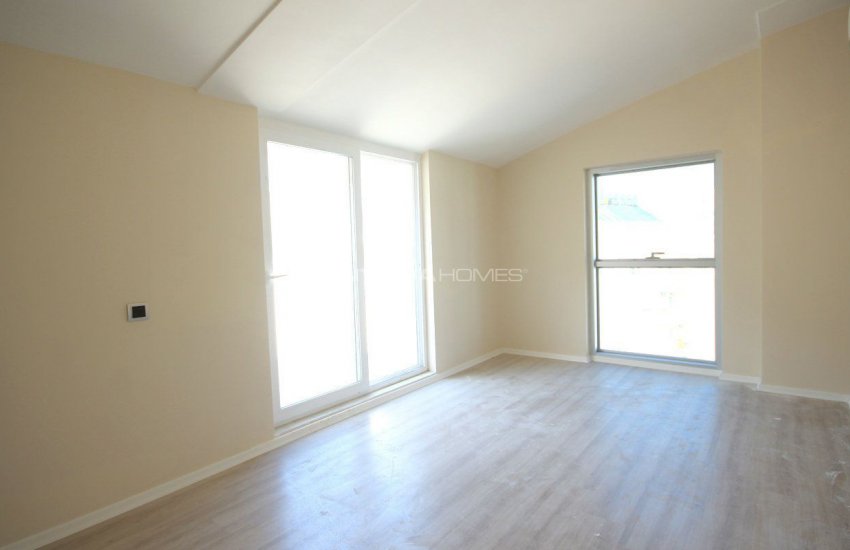 شقق بإطلالة خلابة غير منقطعة على الطبيعة والجبال في كونيالتي 20