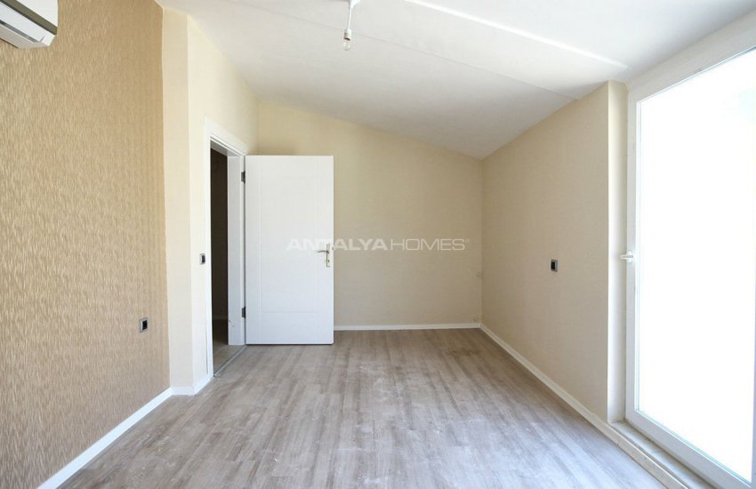 شقق بإطلالة خلابة غير منقطعة على الطبيعة والجبال في كونيالتي 21