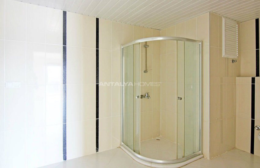 High Quality Apartments 100 Mt to the Beach in Mahmutlar 25