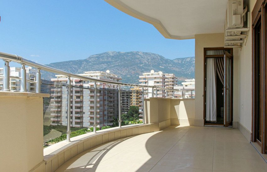 High Quality Apartments 100 Mt to the Beach in Mahmutlar 29