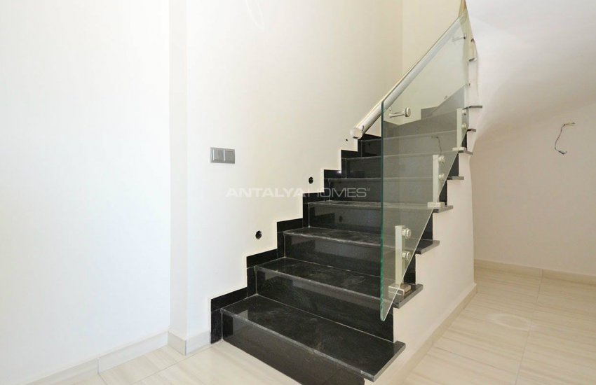 شقق من الدرجة الأولى بالقرب من جميع المرافق في ألانيا 24