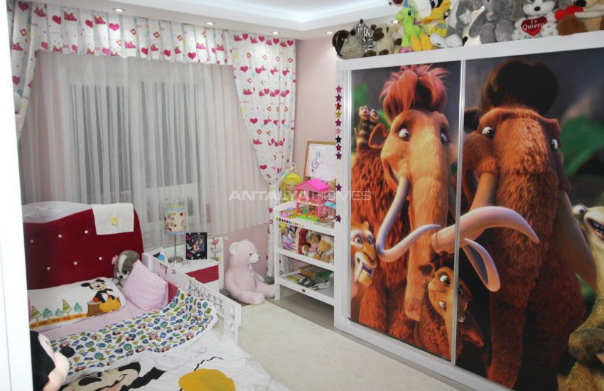 Well-kept House Surrounded by Nature in Antalya Dosemealti 25