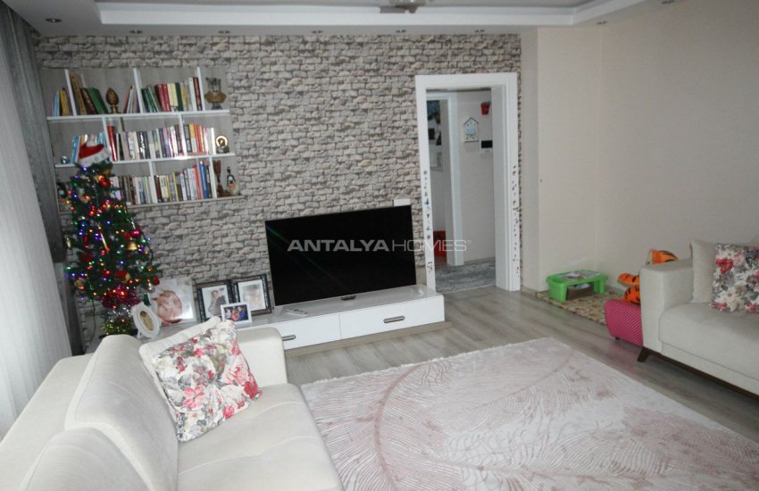 Well-kept House Surrounded by Nature in Antalya Dosemealti 16