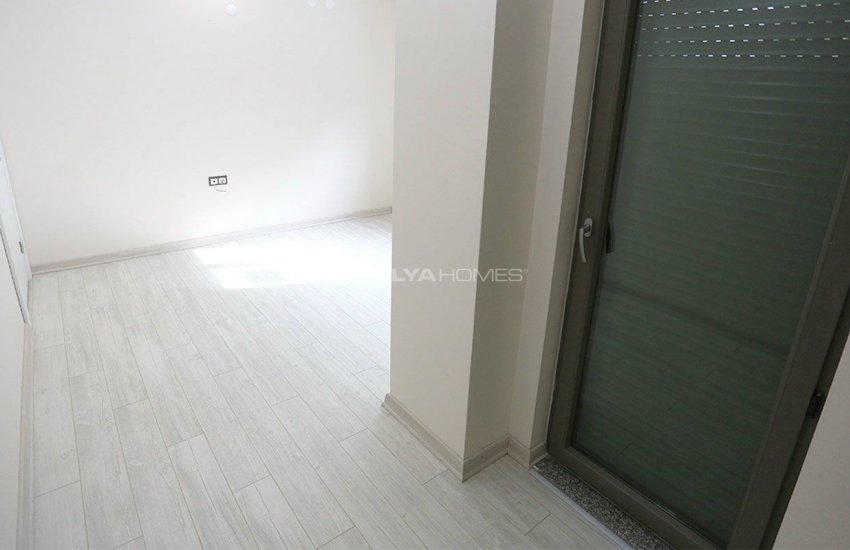 آپارتمان در مرکز آنتالیا با آشپزخانه جداگانه 24