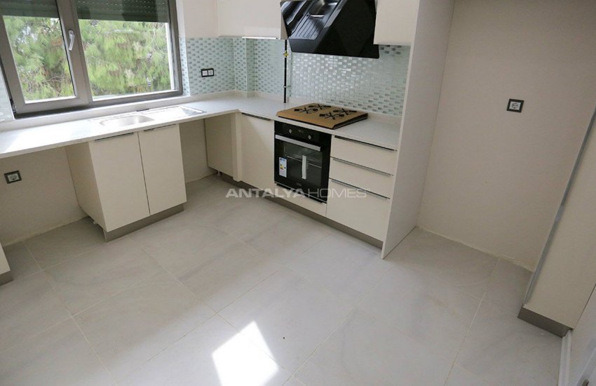 آپارتمان در مرکز آنتالیا با آشپزخانه جداگانه 20