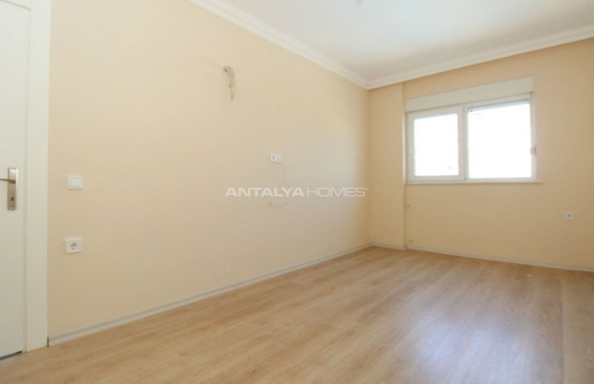 Квартира в Кепезе, Анталия на Среднем Этаже Жилого Комплекса 23