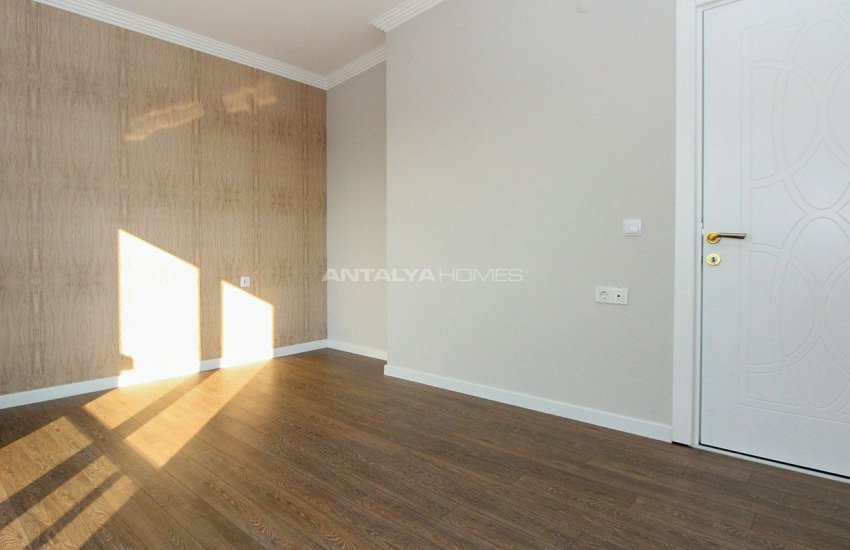 Renovated Duplex Flat with a Separate Kitchen in Konyaaltı 27