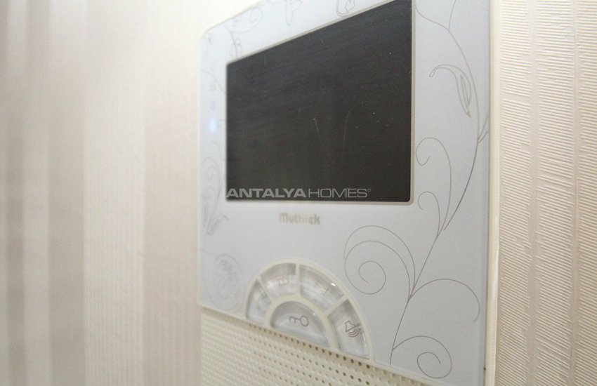 Renovated Duplex Flat with a Separate Kitchen in Konyaaltı 33