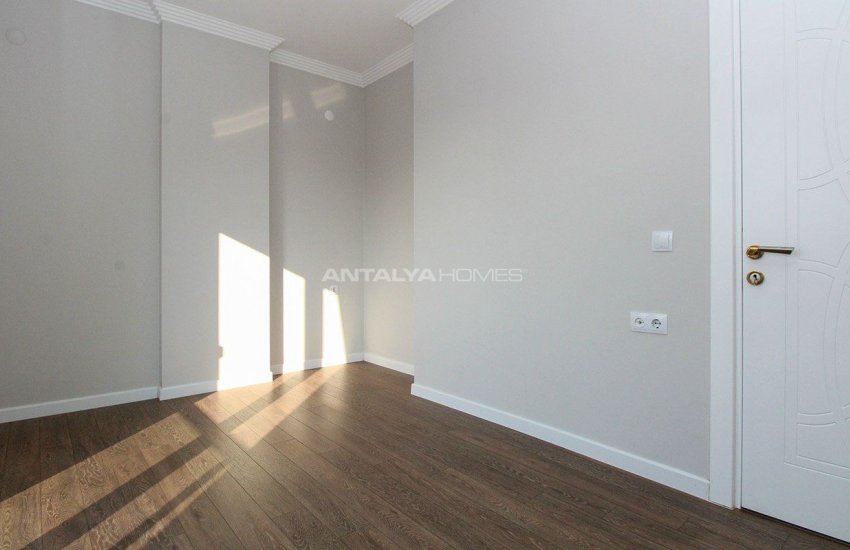 Renovated Duplex Flat with a Separate Kitchen in Konyaaltı 21