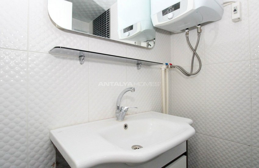 Renovated Duplex Flat with a Separate Kitchen in Konyaaltı 22