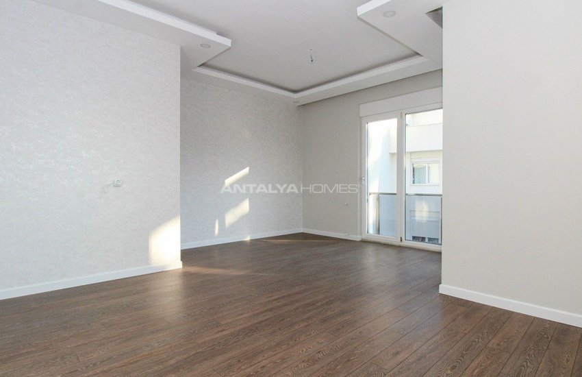 Renovated Duplex Flat with a Separate Kitchen in Konyaaltı 13