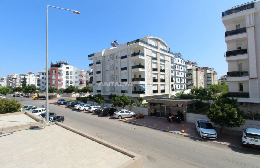 Luxurious Flat Close to Social Amenities in Antalya Konyaaltı 27