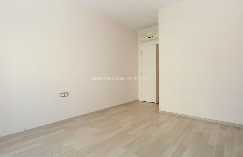 Luxurious Flat Close to Social Amenities in Antalya Konyaaltı 19