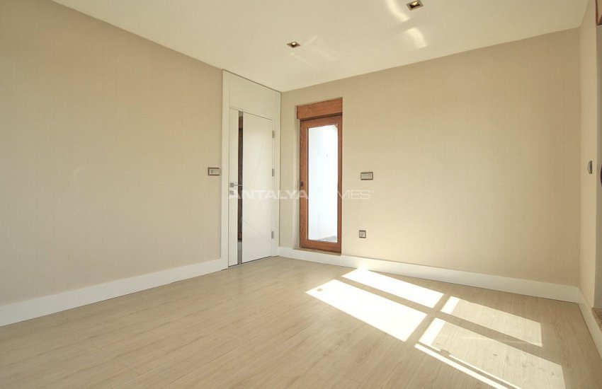 Ready to Move Villas in Antalya Konyaalti 27