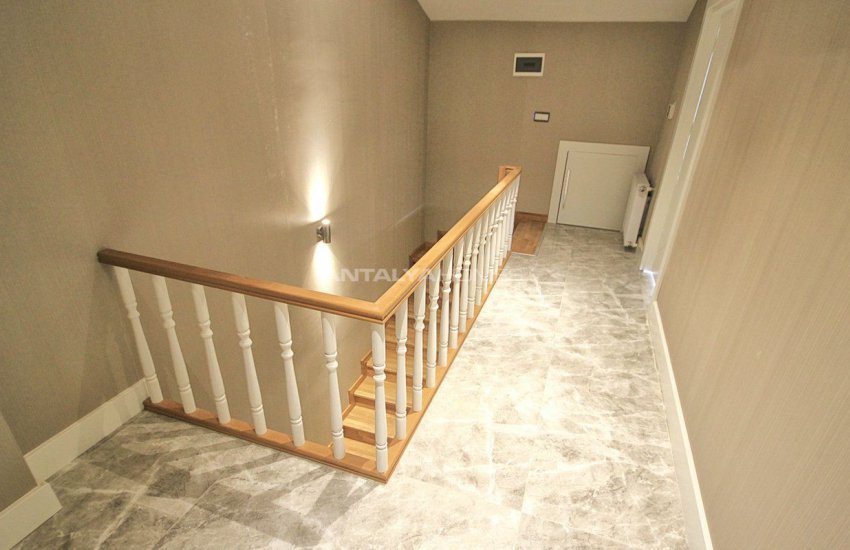 Ready to Move Villas in Antalya Konyaalti 31