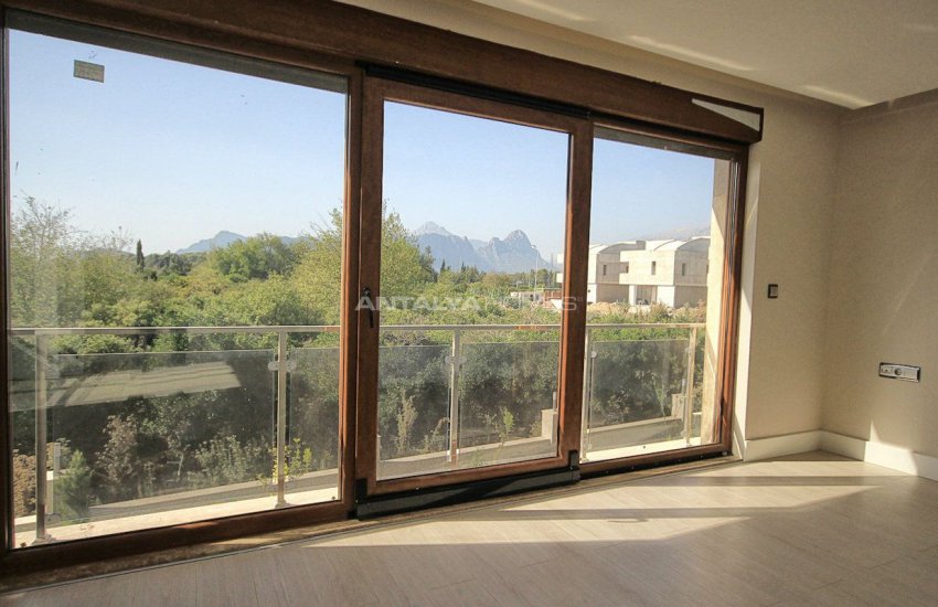 Ready to Move Villas in Antalya Konyaalti 32