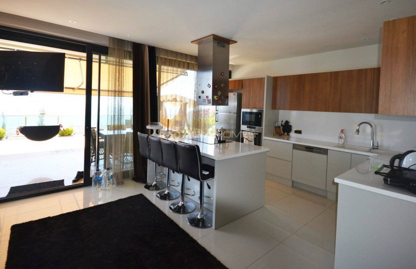 Alanya Bektaş’ta Panoramik Deniz Manzaralı Lüks Villalar 11