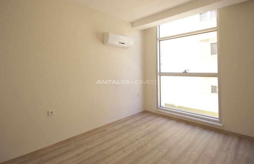 Real Estate Within Walking Distance to the Beach in Antalya 8