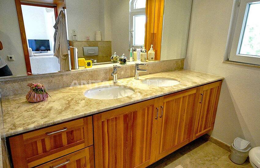 Полностью Меблированная Отдельная Вилла в Кемере, Текирова 32