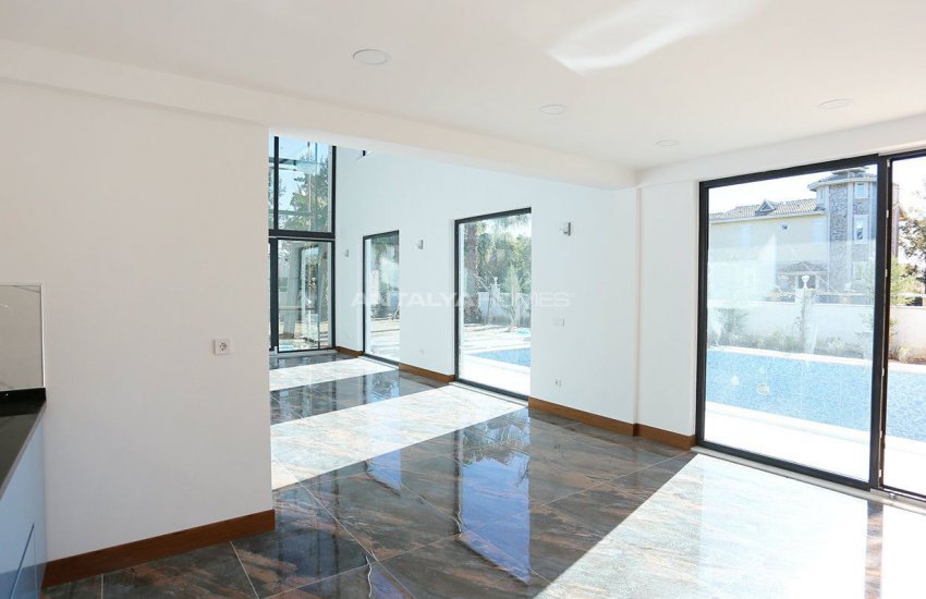 Villa Futuristique Avec Piscine À Belek Antalya 6