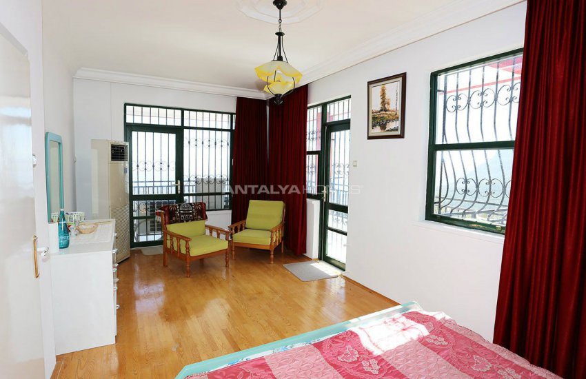 Modern Villa Med Utsikt Över Stan Och Havet I Konyaalti 32