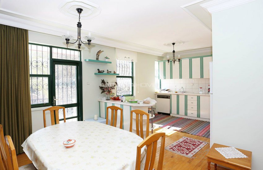 Modern Villa Med Utsikt Över Stan Och Havet I Konyaalti 24