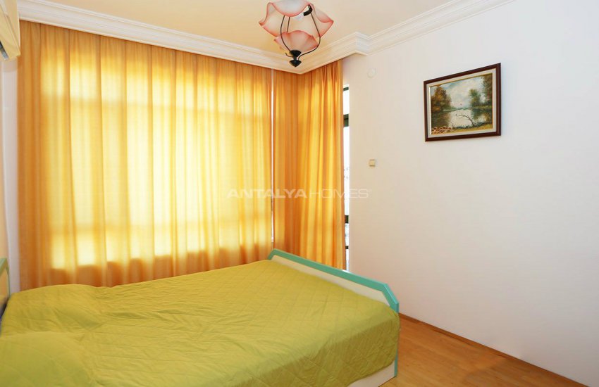 Modern Villa Med Utsikt Över Stan Och Havet I Konyaalti 30