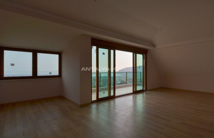 Ready 3+1 Duplex Apartments in Alanya with Generator 17