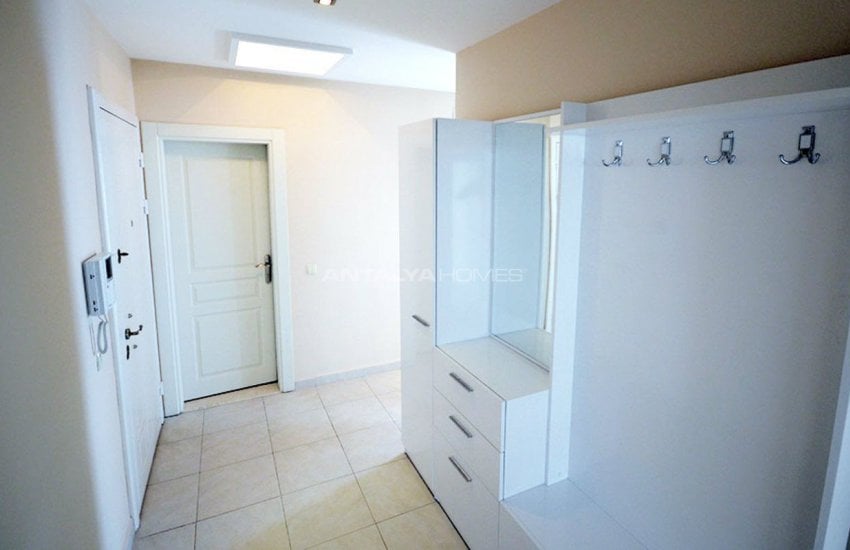 Alanya Tosmur'da Denize Yakın Site İçinde Lüks Daireler 34