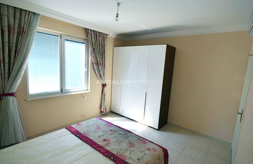 Alanya Tosmur'da Denize Yakın Site İçinde Lüks Daireler 27