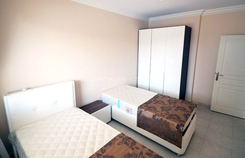 Alanya Tosmur'da Denize Yakın Site İçinde Lüks Daireler 29